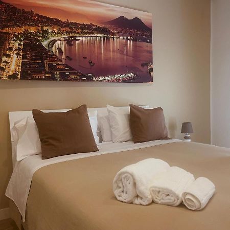 La Suite Di Dante Napoli Esterno foto