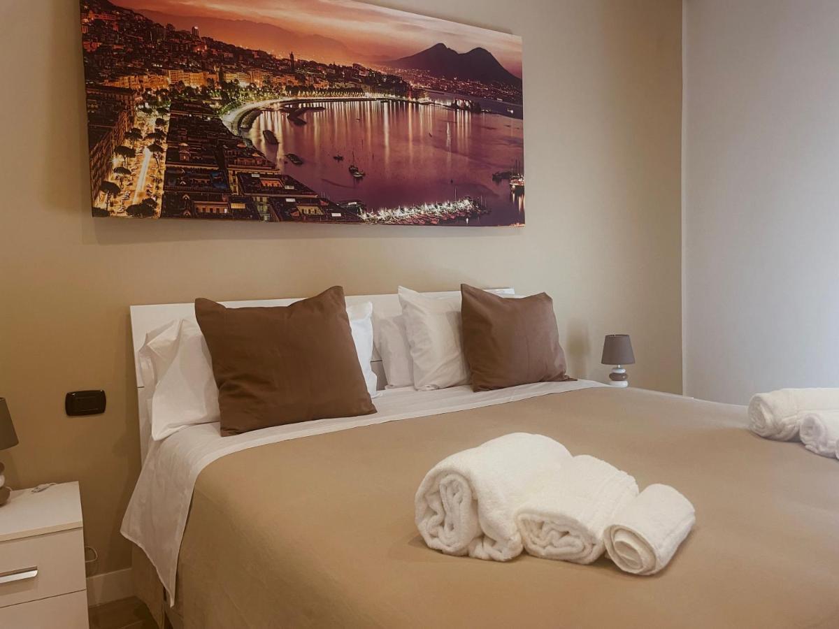 La Suite Di Dante Napoli Esterno foto
